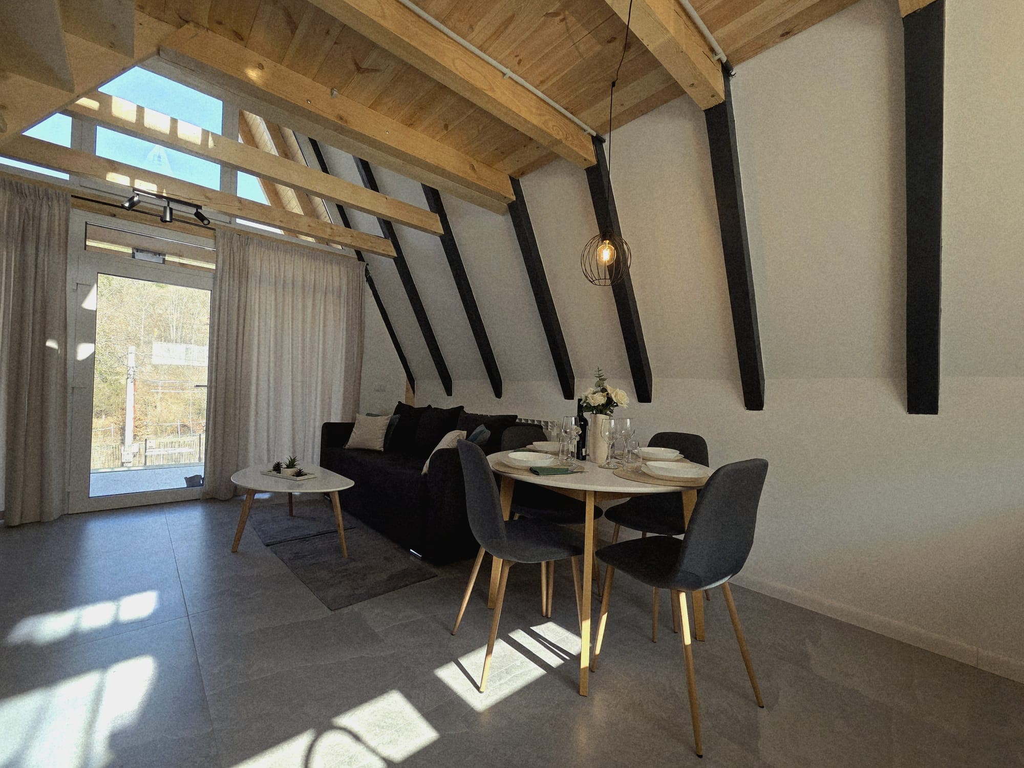 Reia chalet view