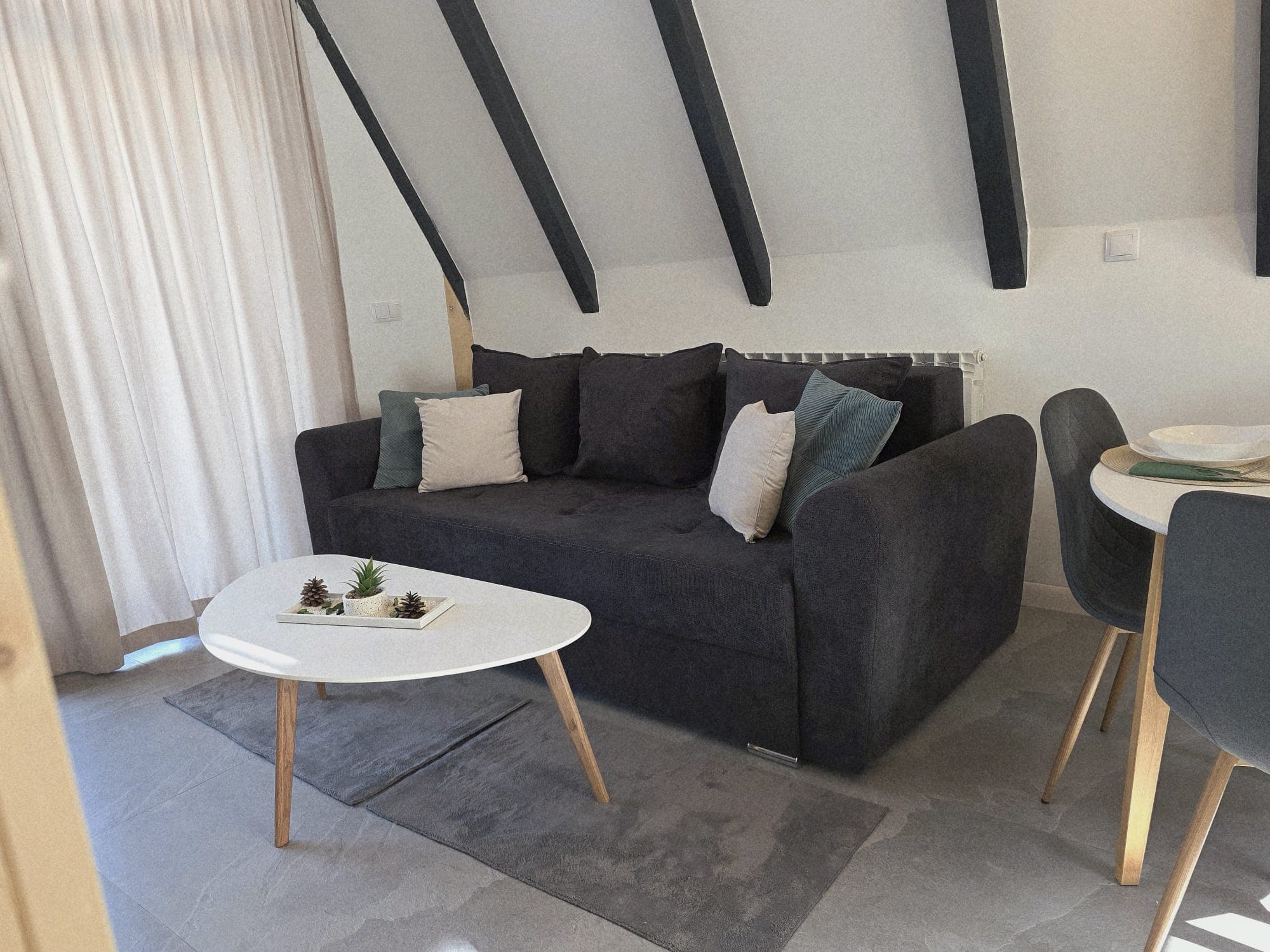 Reia A-Frame 3